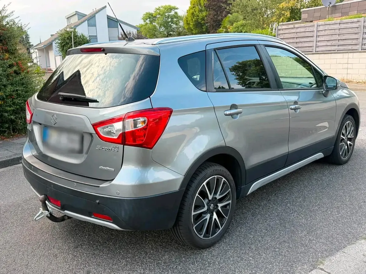 Gebraucht Suzuki SX4 S-Cross 122 PS (89 kW) 2015 Grau SUV