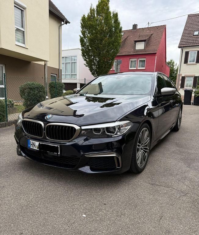 Schwarz Gebraucht 2017 BMW M550 M Sport Limousine | 32.500 € (Fairer Preis) - Bild 1/4