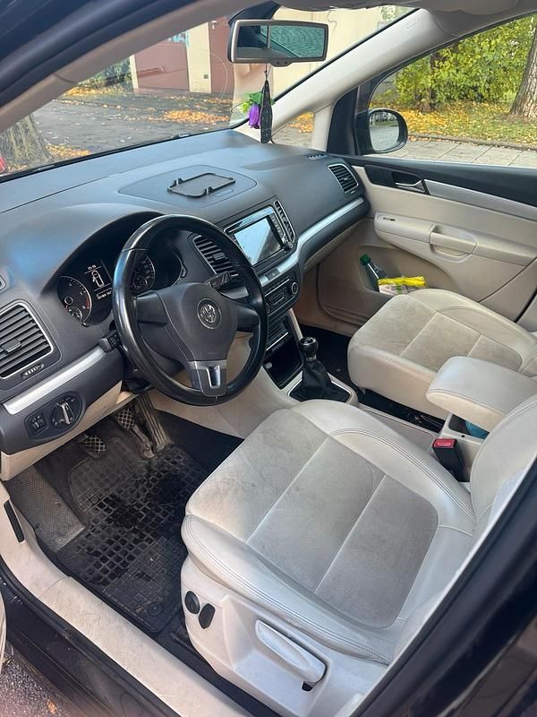 Gebraucht VW Sharan 140 PS (102 kW) 2010 Schwarz Van / Kleinbus