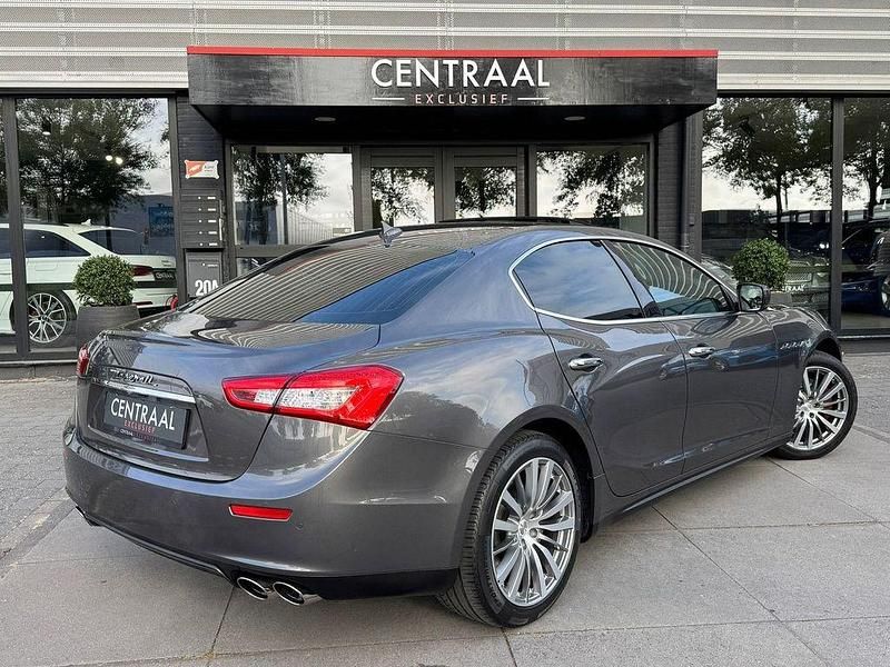 Gebraucht Maserati Ghibli 330 PS (242 kW) 2014 Grau Coupé