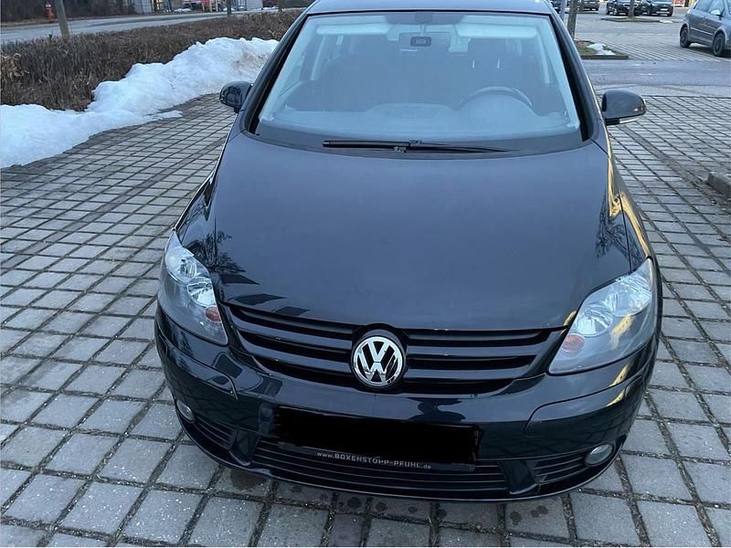 Gebraucht VW Golf Plus Cross 122 PS (89 kW) 2008 Schwarz Van / Kleinbus