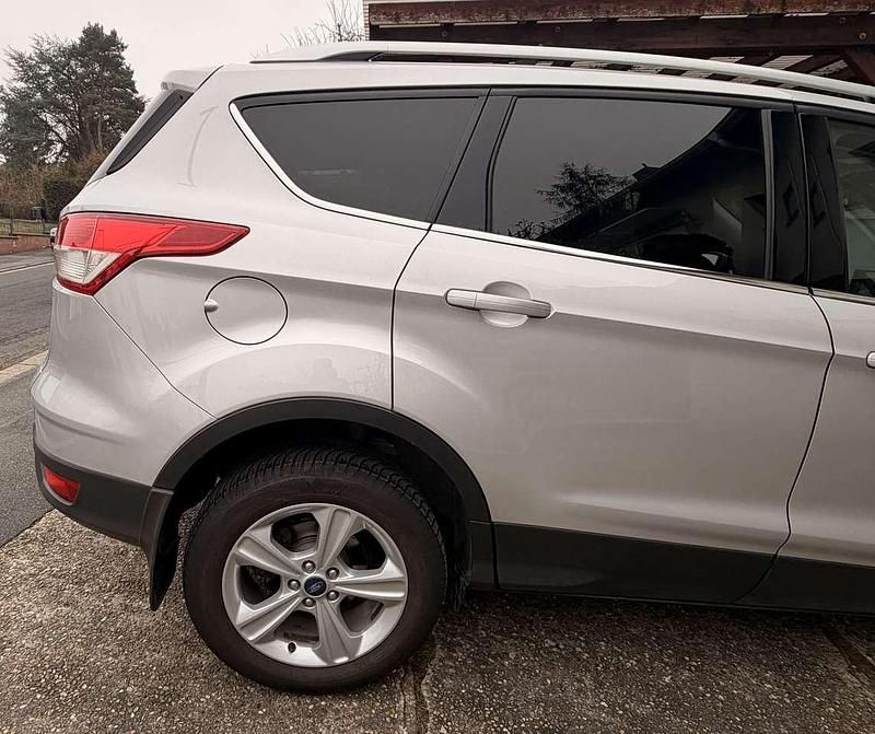 Gebraucht Ford Kuga Titanium 150 PS (110 kW) 2014 Grau SUV