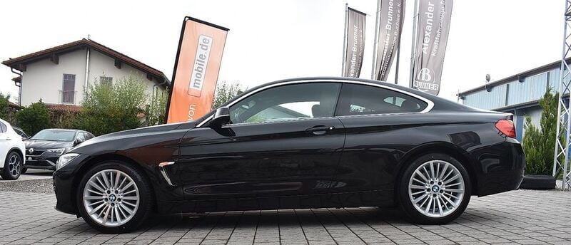 Saphirschwarz Gebraucht 2016 BMW 440 Luxury Line Coupé | 33.900 € (Fairer Preis) - Bild 1/4