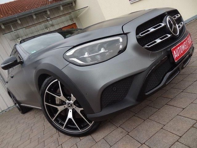 Gebraucht Mercedes E400 330 PS (242 kW) 2022 Grau Limousine