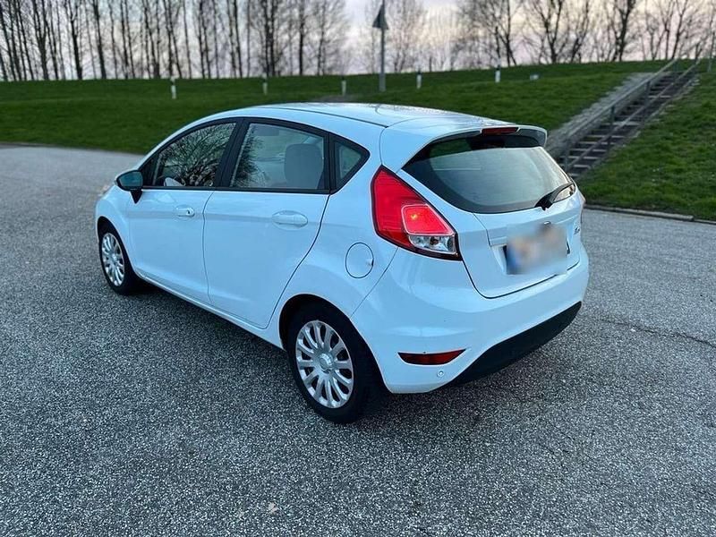 Gebraucht Ford Fiesta Trend 95 PS (69 kW) 2017 Kleinwagen