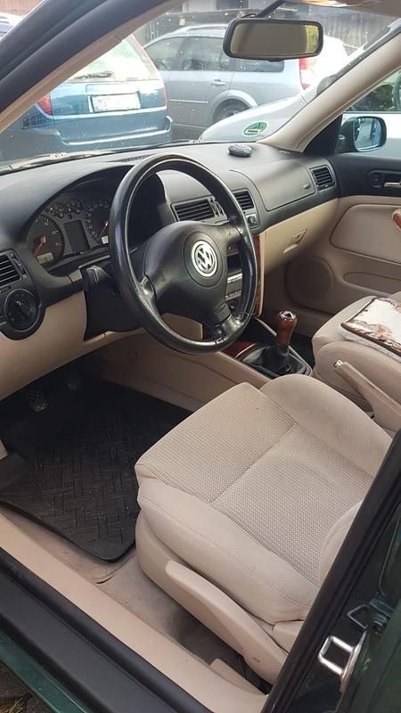 Gebraucht VW Bora 150 PS (110 kW) 2001 Grün Limousine