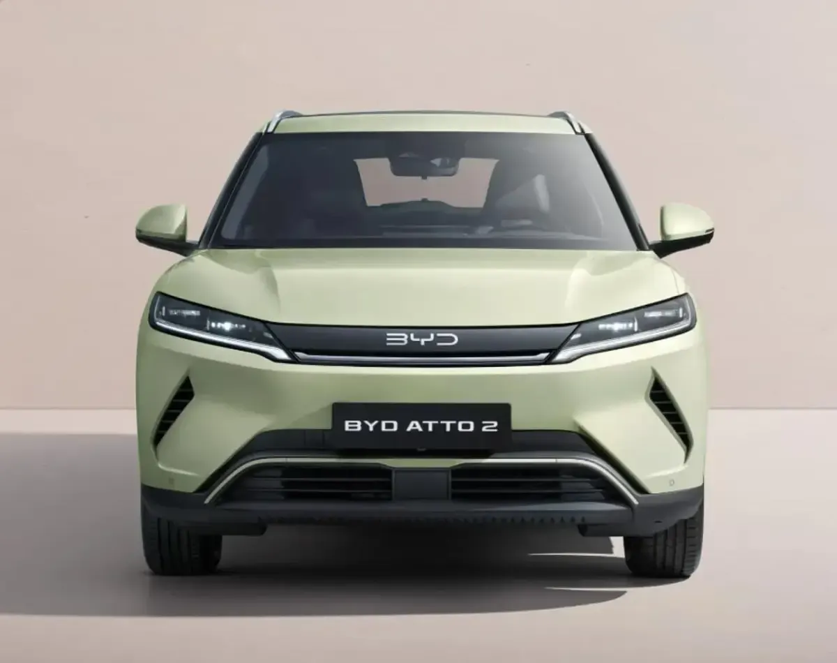 Neu BYD Atto 2 Comfort 150 kW (204 PS) 2026 Hiking green SUV
