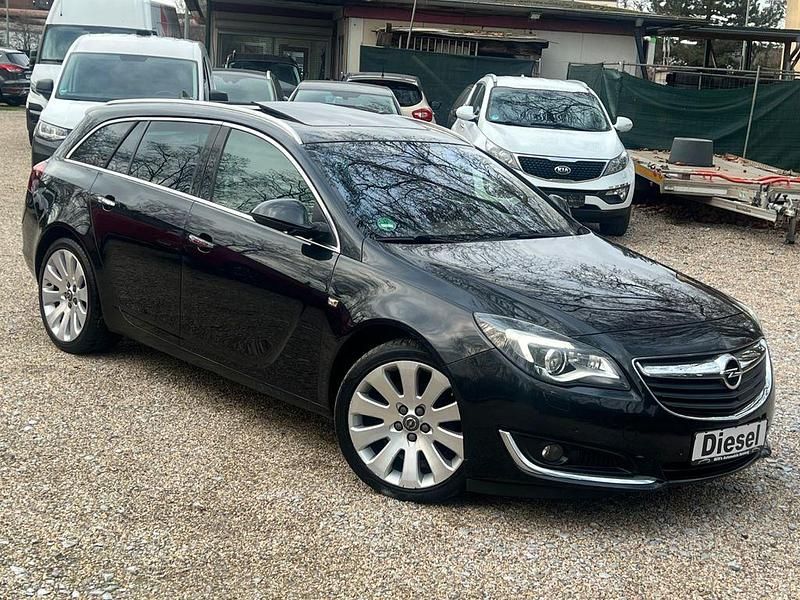 Gebraucht Opel Insignia Sport 194 PS (142 kW) 2014 Grau Kombi