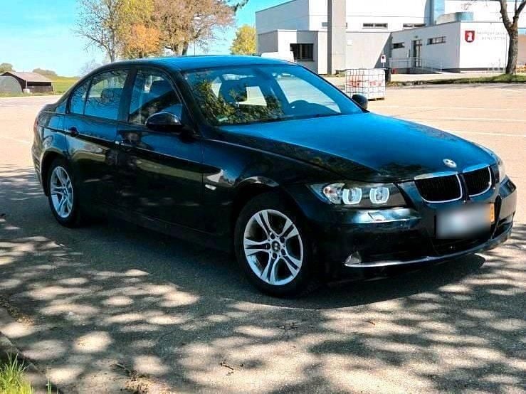 Second-hand BMW 320 150 CP (110 kW) 2005 Albastru Berlinǎ