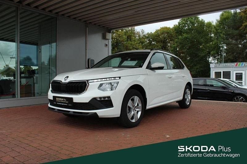 Weiß Gebraucht 2024 Skoda Kamiq Essence SUV | 19.390 € (Fairer Preis) - Bild 1/4