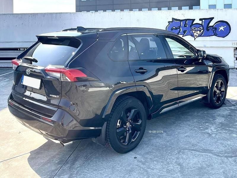 Gebraucht Toyota RAV4 Hybrid Edition 178 PS (130 kW) 2021 Schwarz SUV