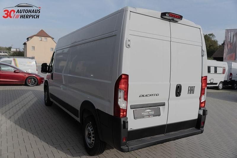 Neu Fiat Ducato 140 PS (102 kW) 2025 Weiã Van