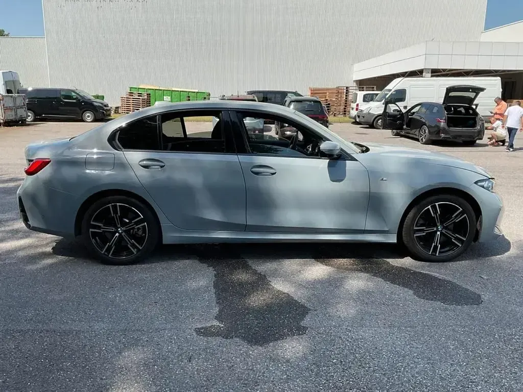 Gebraucht BMW 330 M Sport 184 PS (135 kW) 2025 Grau Limousine