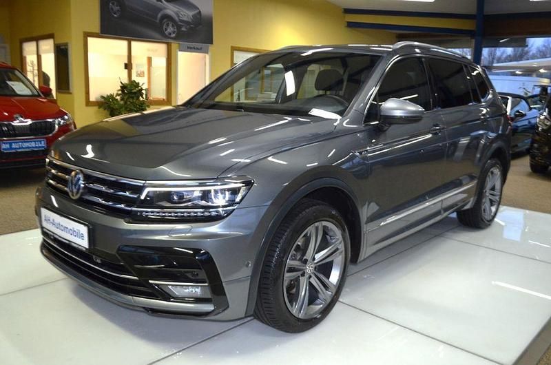 Gebraucht VW Tiguan Allspace Highline 150 PS (110 kW) 2021 Grau SUV