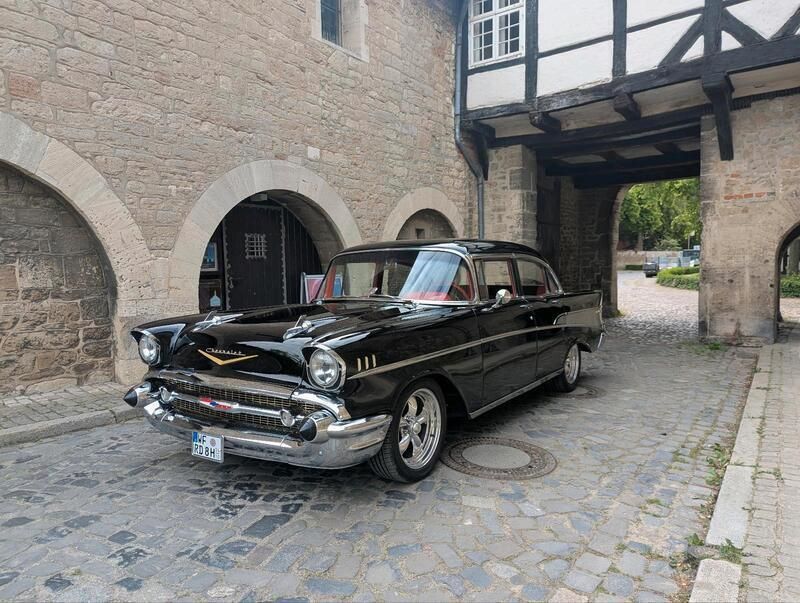 Schwarz Gebraucht 1957 Chevrolet Bel Air Limousine | 43.000 € - Bild 1/4