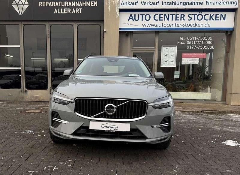 Gebraucht Volvo XC60 Core 197 PS (144 kW) 2024 Vapour grey / metallic SUV