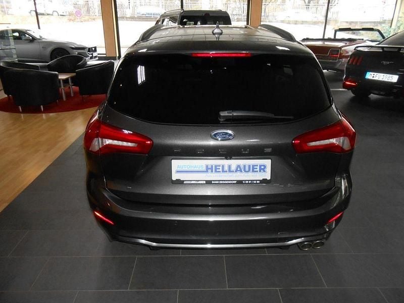 Second-hand Ford Focus ST-Line 182 CP (133 kW) 2019 Gri Berlinǎ