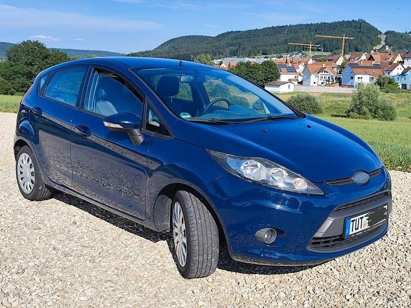 Blau Gebraucht 2009 Ford Fiesta Trend Kleinwagen | 1.700 € (Superpreis) - Bild 1/4