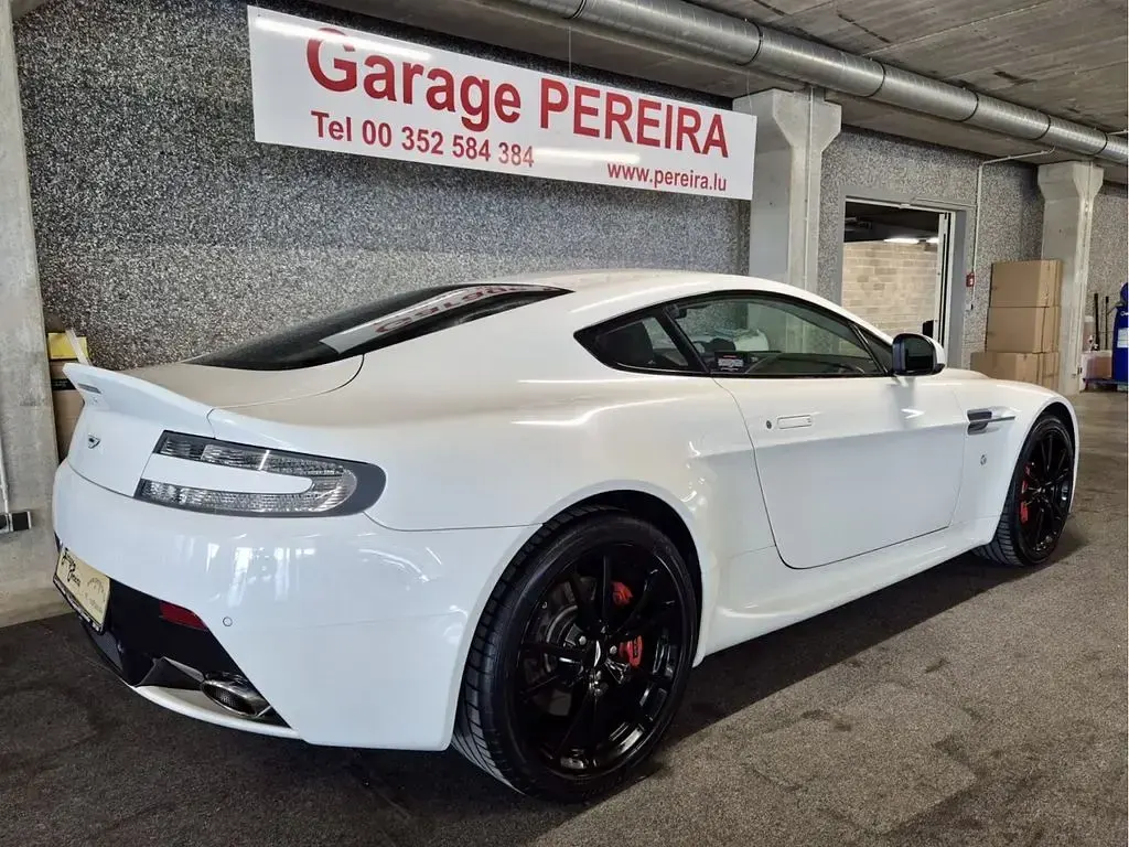 Gebraucht Aston Martin Vantage 426 PS (313 kW) 2013 Weiß Coupé
