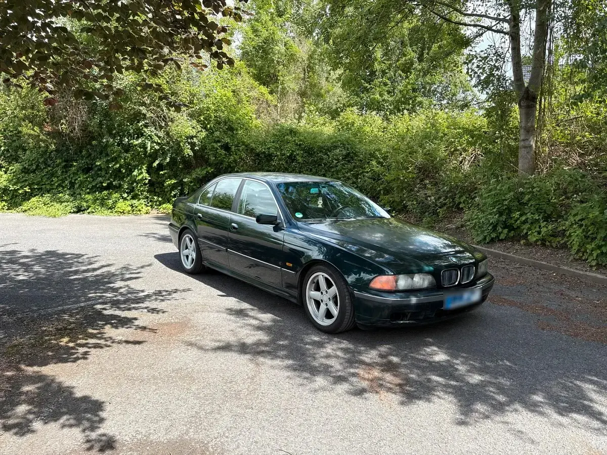 Gebraucht BMW 528 193 PS (141 kW) 1997 Grün Limousine