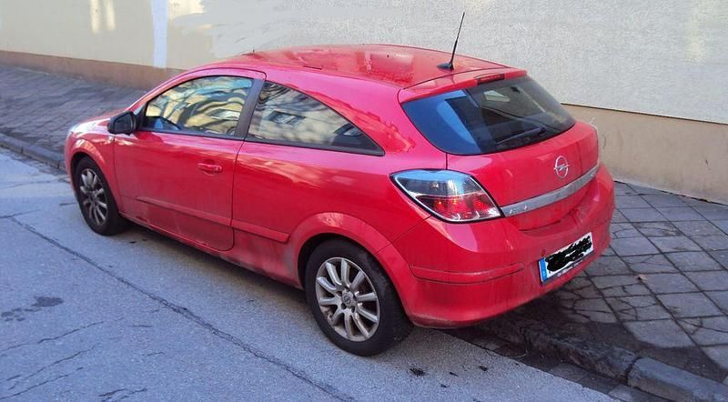 Gebraucht Opel Astra GTC 116 PS (85 kW) 2008 Rot Coupé