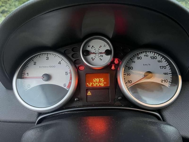 Gebraucht Peugeot 207 109 PS (80 kW) 2008 Limousine