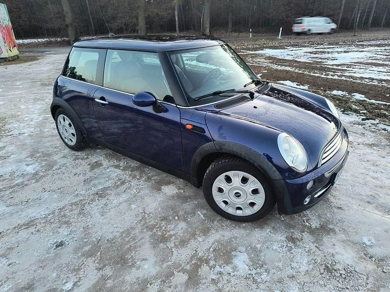 Gebraucht Mini ONE 90 PS (66 kW) 2005 Blau Kleinwagen