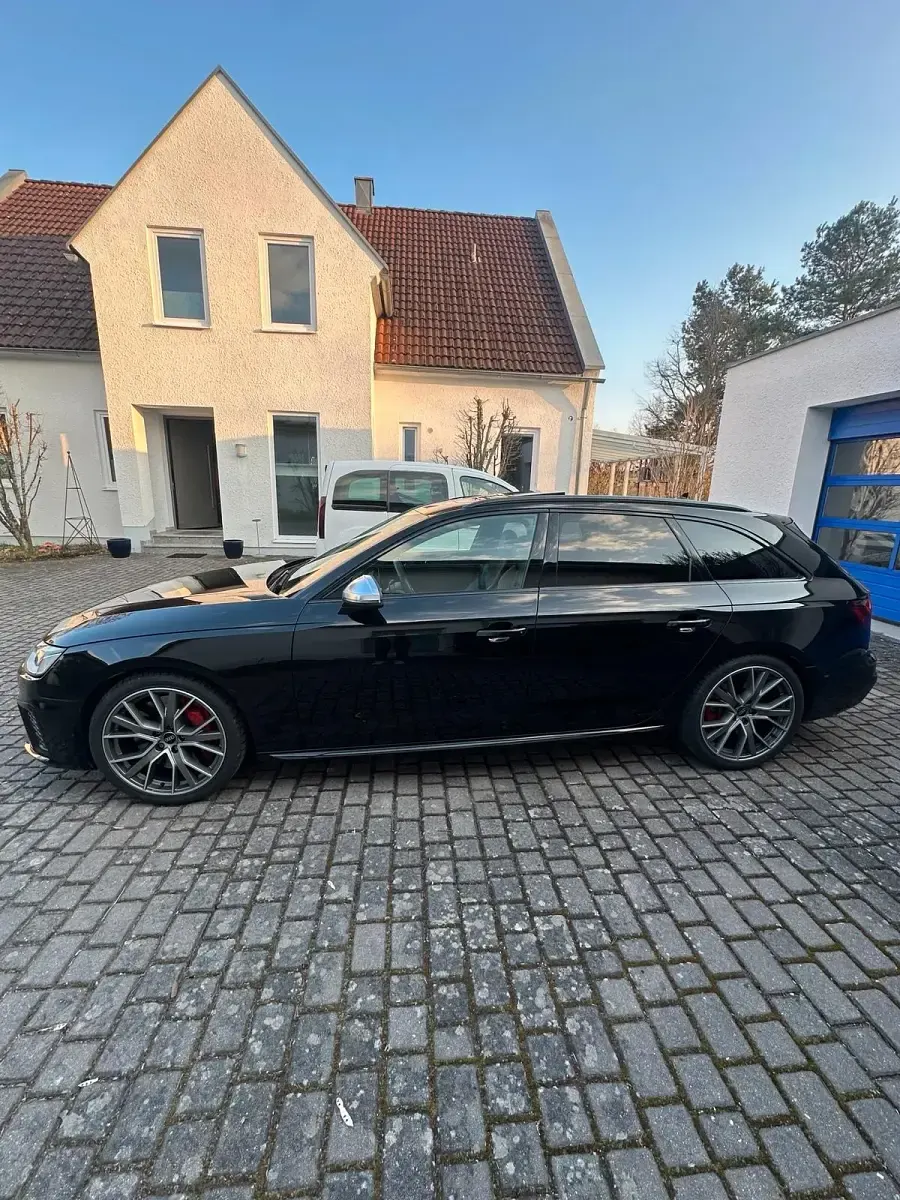 Używany Audi S4 341 KM (250 kW) 2022 Czarny Kombi