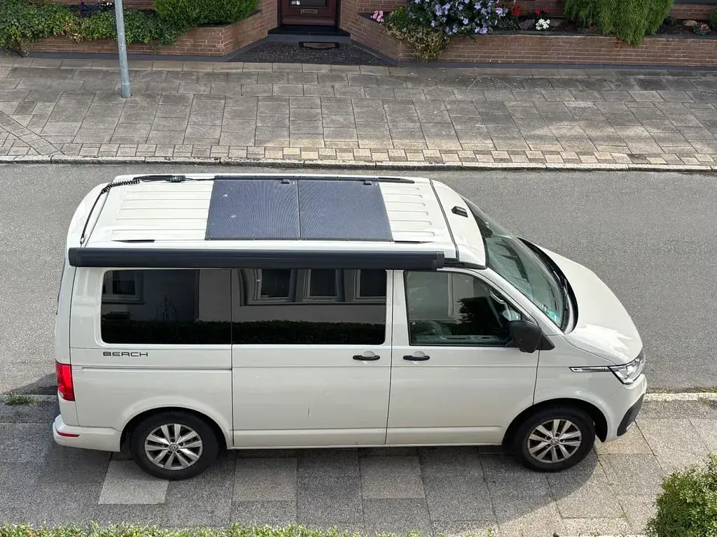 Gebraucht VW California Beach 150 PS (110 kW) 2022 Grau Van