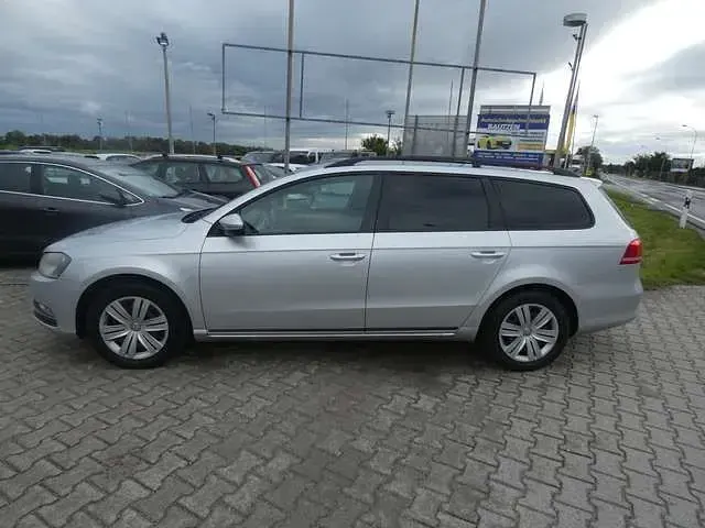 Gebraucht VW Passat Trendline 150 PS (110 kW) 2011 Kombi