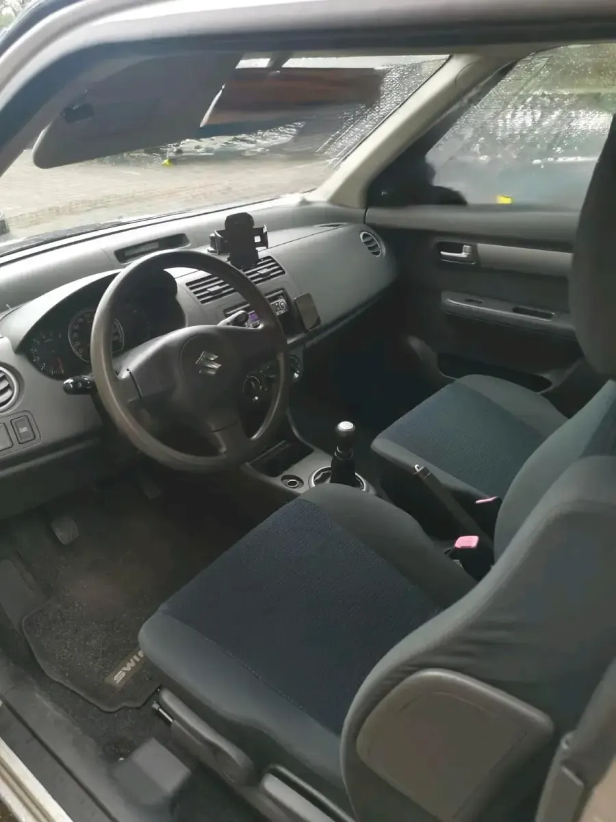 Gebraucht Suzuki Swift 92 PS (67 kW) 2008 Silber Kleinwagen