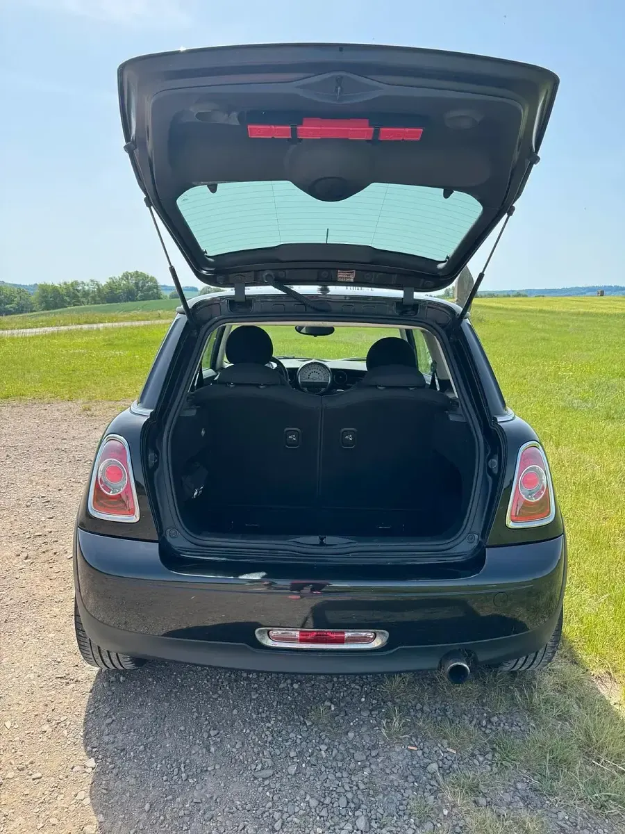 Gebraucht Mini Cooper 98 PS (72 kW) 2012 Schwarz Kleinwagen
