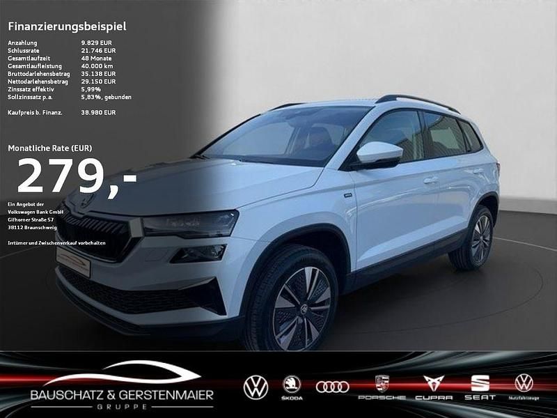 Weiß Gebraucht 2025 Skoda Karoq Drive SUV | 38.980 € (Fairer Preis) - Bild 1/4