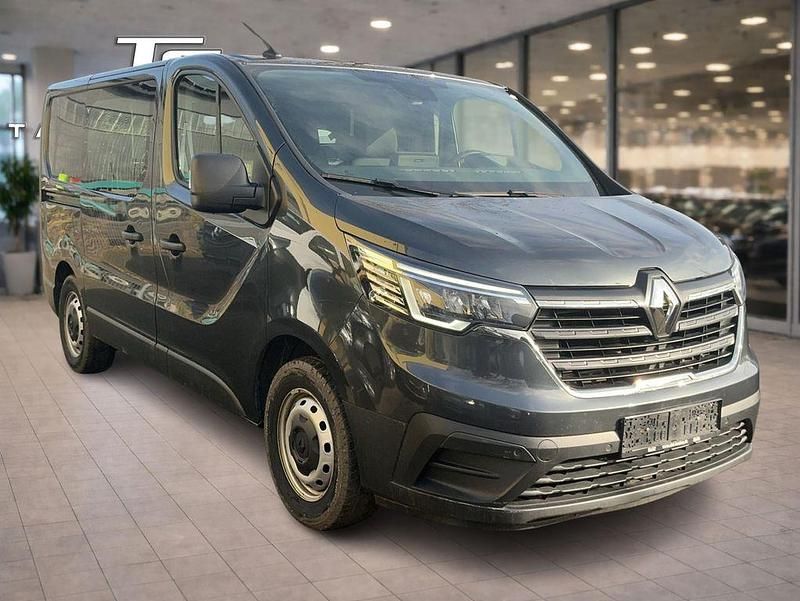 Gebraucht Renault Trafic Komfort 120 PS (88 kW) 2022 Grau Van / Kleinbus