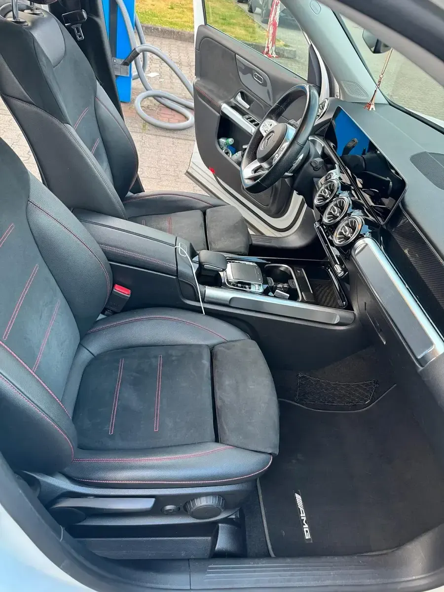 Gebraucht Mercedes GLB180 116 PS (85 kW) 2021 Weiß SUV