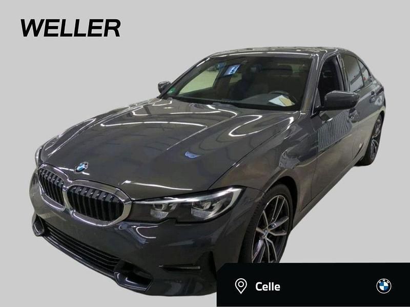Dravitgrau (grau) Gebraucht 2021 BMW 320 Comfort Edition Limousine | 33.333 € (Fairer Preis) - Bild 1/4