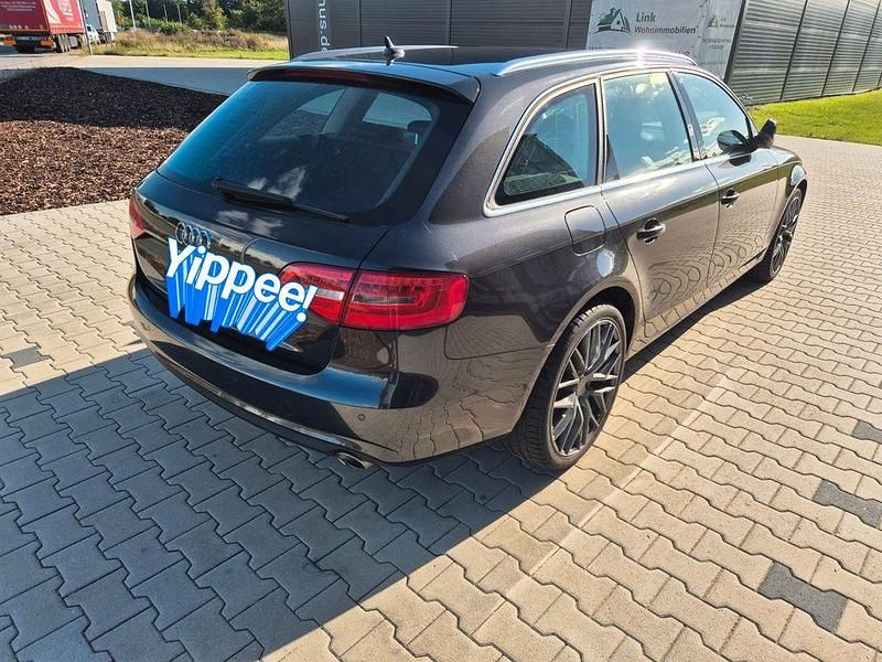 Gebraucht Audi A4 Sport 204 PS (150 kW) 2014 Grau Kombi