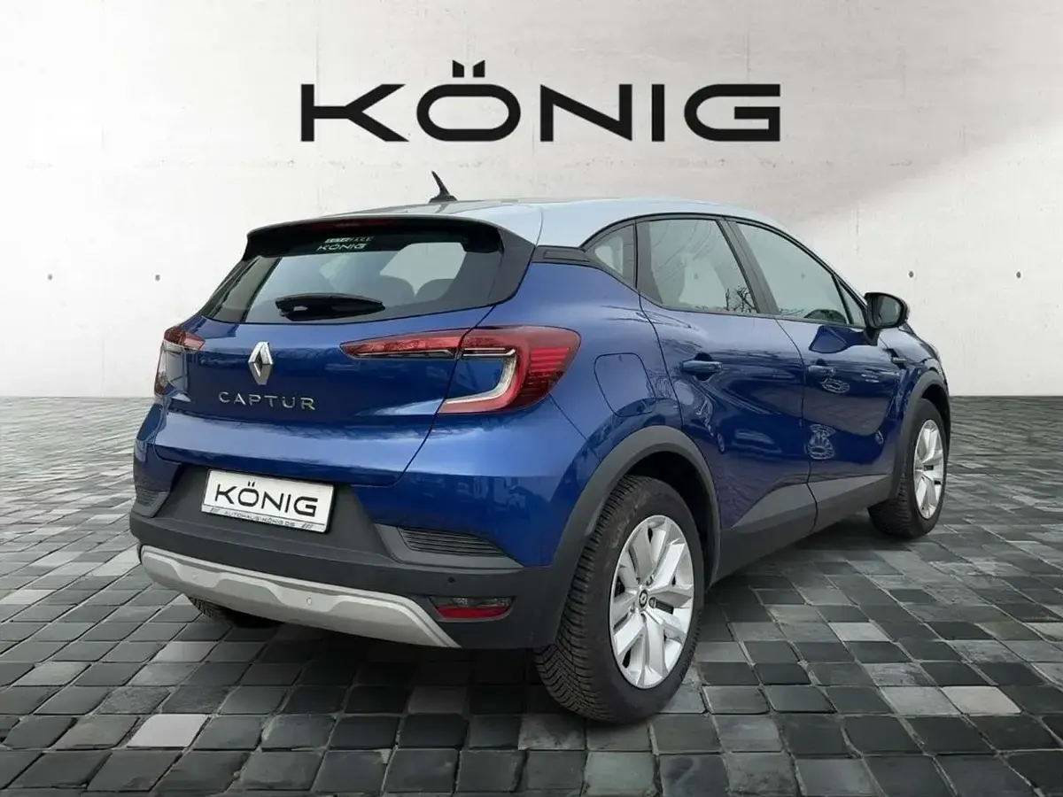 Używany Renault Captur Equilibre 91 KM (66 kW) 2023 Niebieski SUV