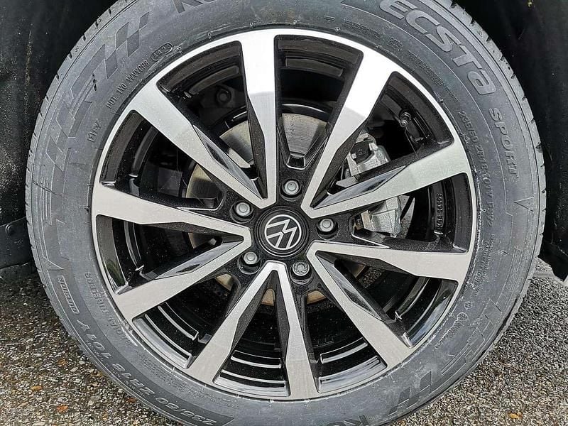 Neu VW Multivan Edition 180 PS (132 kW) 2026 Monosilber met. / energetic or Van