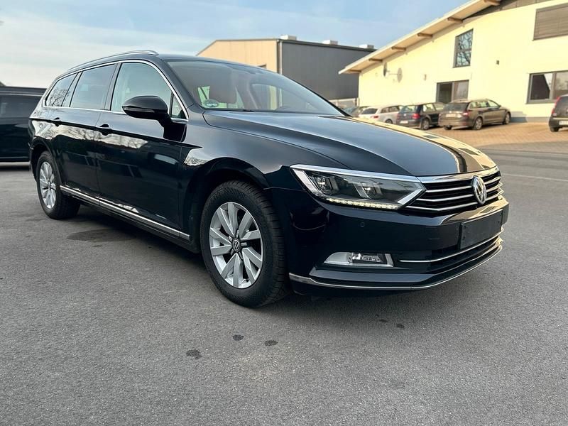 Gebraucht VW Passat Highline 150 PS (110 kW) 2017 Schwarz Kombi