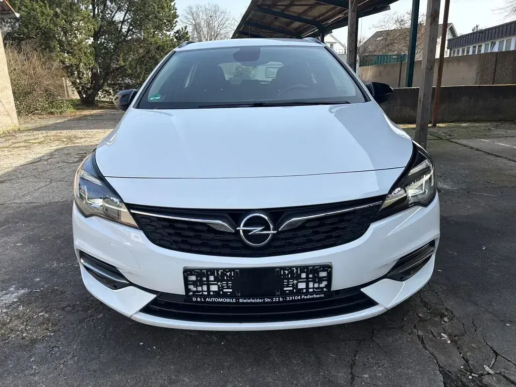 Gebraucht Opel Astra Edition 122 PS (89 kW) 2021 Weiß Kombi