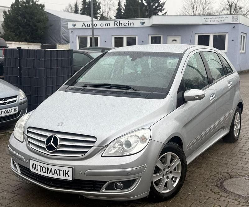 Silber Gebraucht 2005 Mercedes B170 Van / Kleinbus | 4.950 € (Fairer Preis) - Bild 1/4