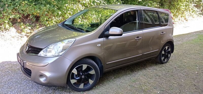 Braun Gebraucht 2012 Nissan Note I-Way Van / Kleinbus | 6.600 € (Guter Preis) - Bild 1/4
