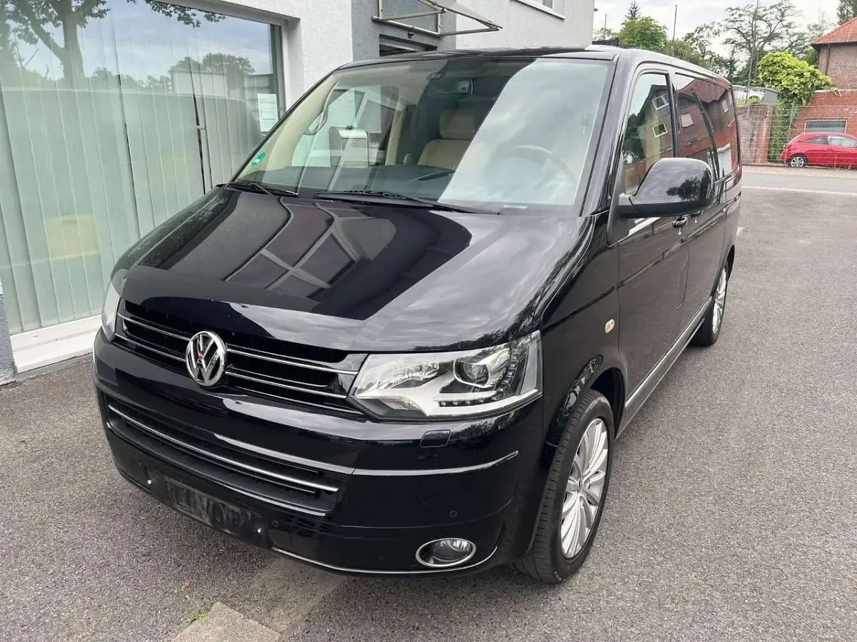 Gebraucht VW Multivan Highline 179 PS (131 kW) 2011 Schwarz Van / Kleinbus