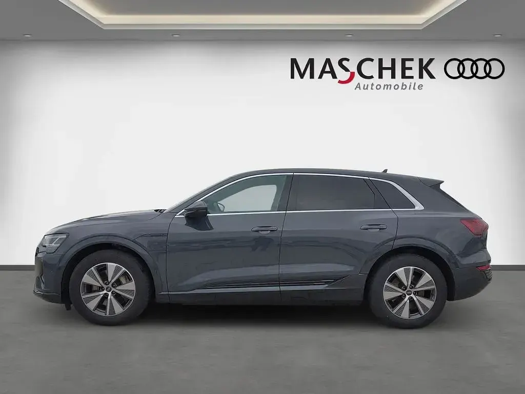 Gebraucht Audi Q8 e-tron Sport 250 kW (340 PS) 2023 Grau SUV