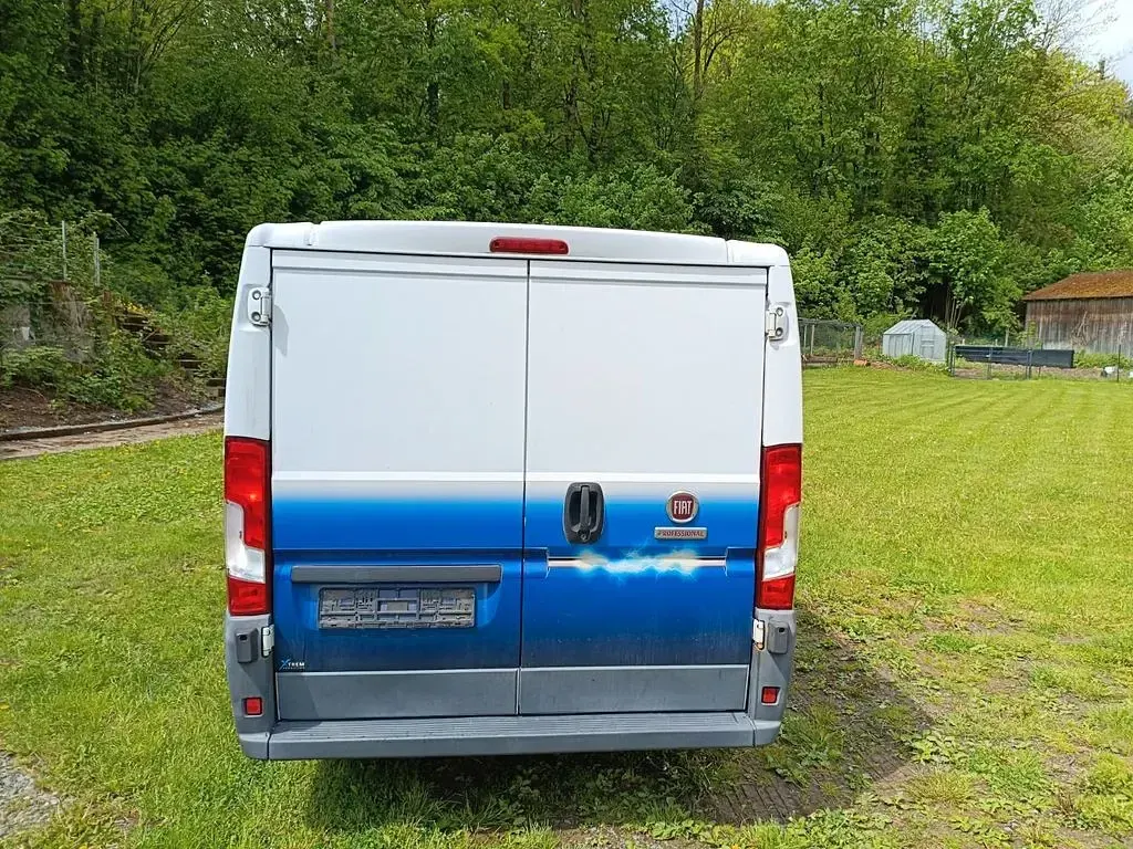 Gebraucht Fiat Ducato 116 PS (85 kW) 2016 Blau Van