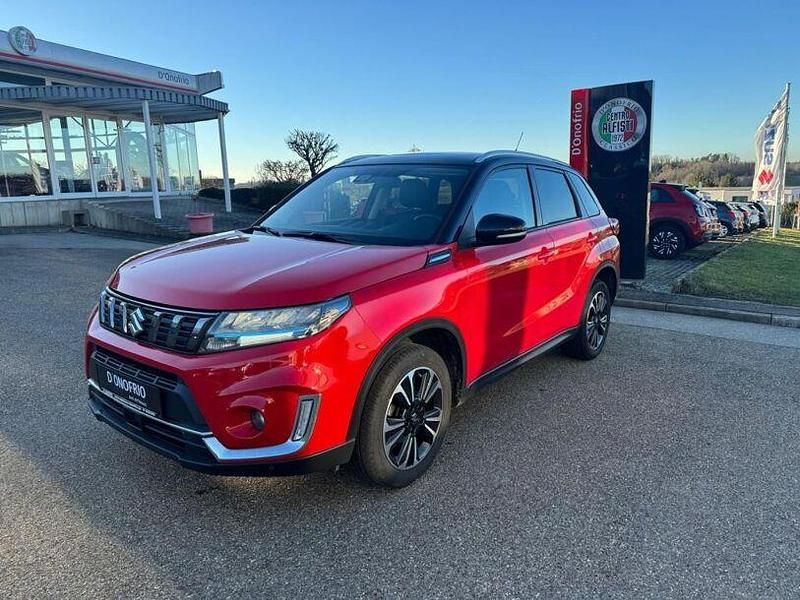 Gebraucht Suzuki Vitara Comfort+ 140 PS (102 kW) 2022 Rot SUV