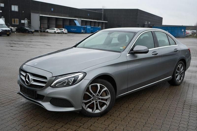Gebraucht Mercedes C350 211 PS (155 kW) 2016 Silber Limousine