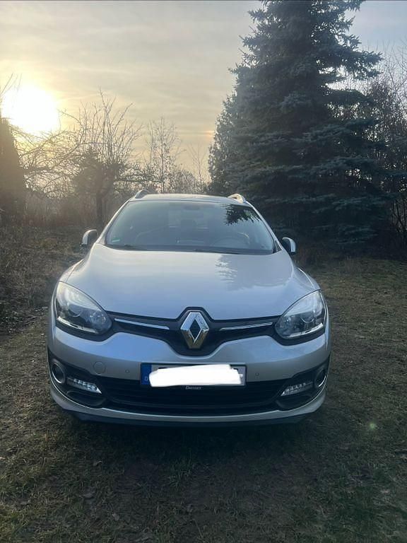 Używany Renault Mégane III Initiale Paris 132 KM (97 kW) 2014 Szary Sedan/Limuzyna