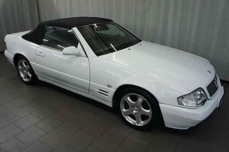 Gebraucht Mercedes SL500 306 PS (225 kW) 1999 Firnweiss 143 Cabrio